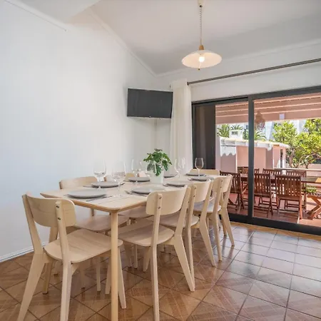 3 Bedroom House 펜션 *