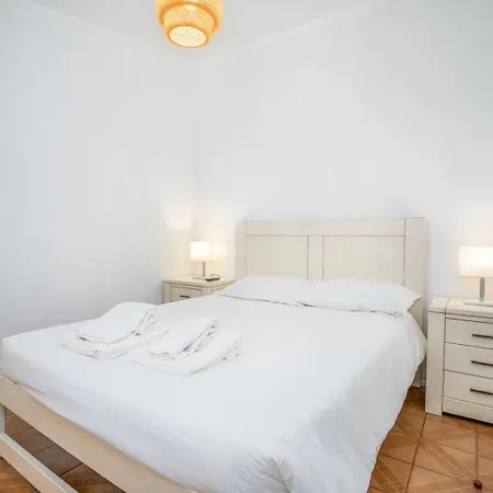 3 Bedroom House Hébergement de vacances *